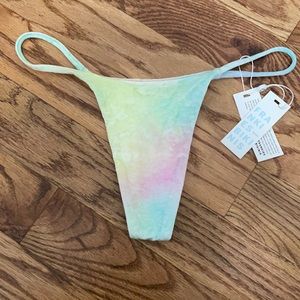 Frankie’s Bikini Bottom Size M NWT never worn!!